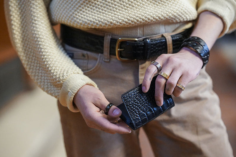 Alligator Grain Leather BiFold Card Case | Made in the USA