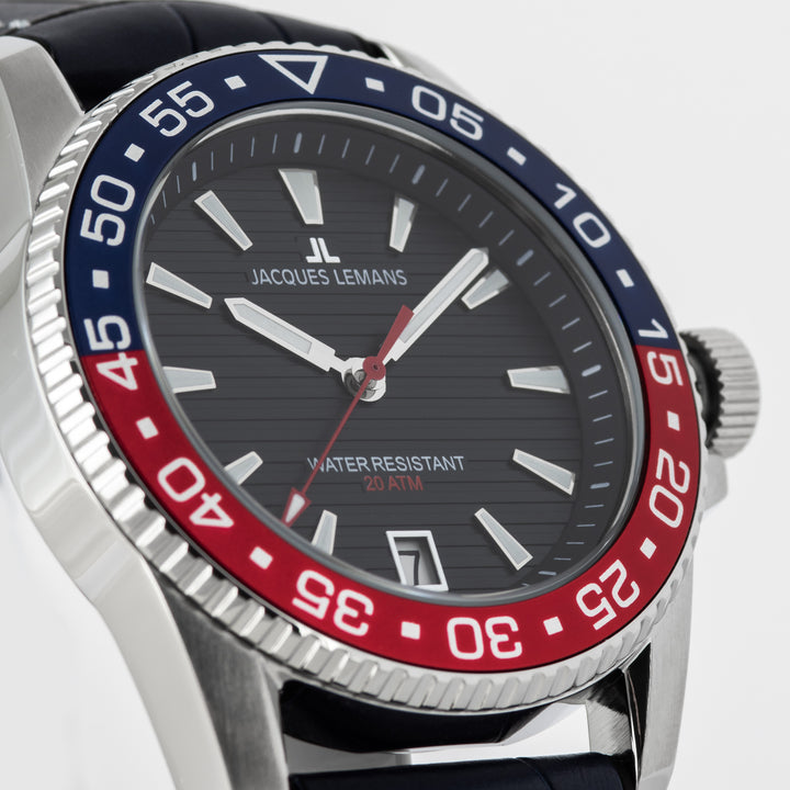 Liverpool Diver 1-2205D